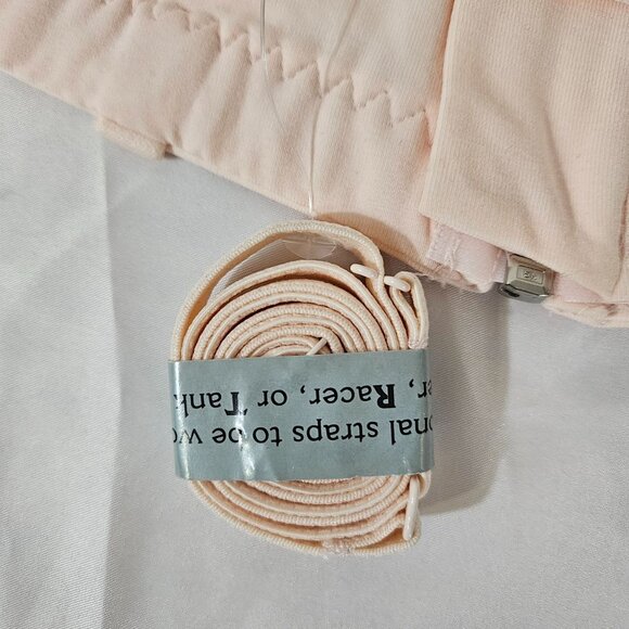 Hands-Free Pumping Bra Adjustable Fit Soft Zipper Closure Mothers - Picture 6 of 7